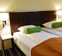 Quality Hotel Entry Room