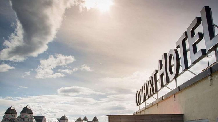 Comfort Hotel Borsparken Exterior
