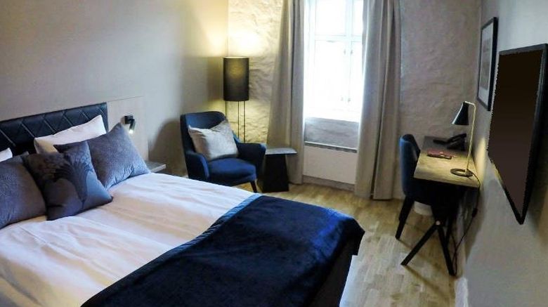 <b>Hotel Brosundet, an Ascend Hotel Room</b>. Images powered by <a href="https://iceportal.shijigroup.com/" title="IcePortal" target="_blank">IcePortal</a>.