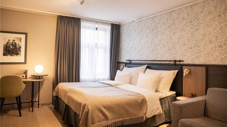 <b>Home Hotel Hammer Room</b>. Images powered by <a href="https://iceportal.shijigroup.com/" title="IcePortal" target="_blank">IcePortal</a>.