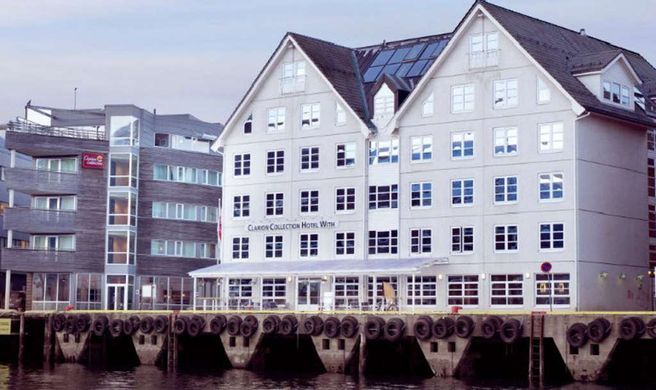 Home Hotel With Exterior