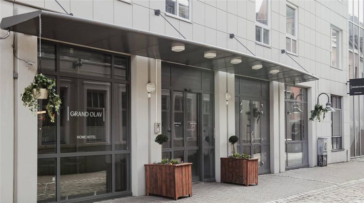 Home Hotel Grand Olav Exterior