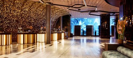 Clarion Hotel The Hub Lobby