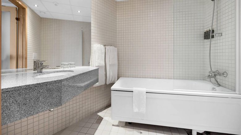 <b>Clarion Tyholmen Hotel Room</b>. Images powered by <a href="https://iceportal.shijigroup.com/" title="IcePortal" target="_blank">IcePortal</a>.