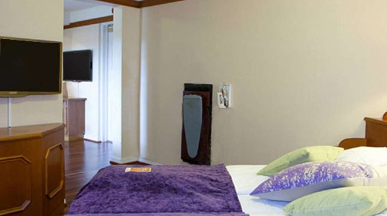 <b>Quality Olavsgaard Hotel Room</b>. Images powered by <a href="https://iceportal.shijigroup.com/" title="IcePortal" target="_blank">IcePortal</a>.