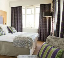 Quality Grand Hotel Room