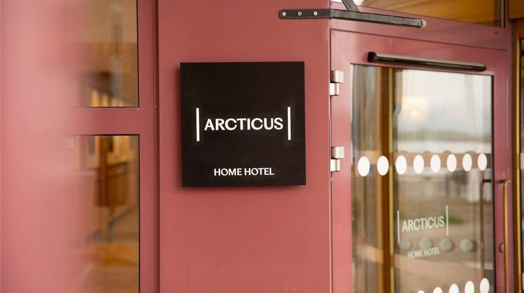 Home Hotel Arcticus Exterior