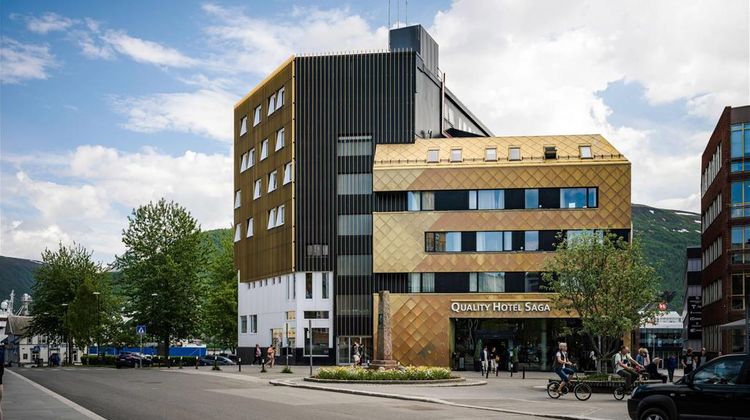 Quality Hotel Saga Exterior