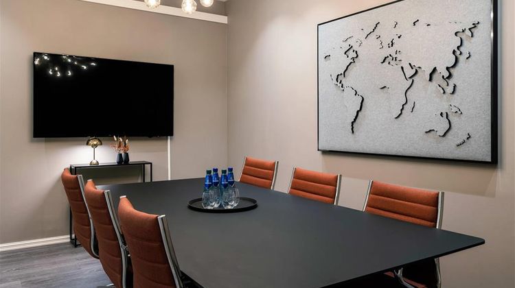 Quality Hotel Saga Meeting