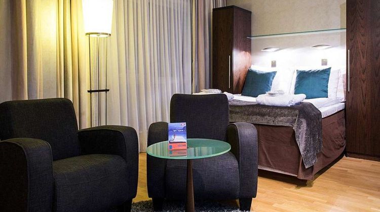 Home Hotel Aurora Room