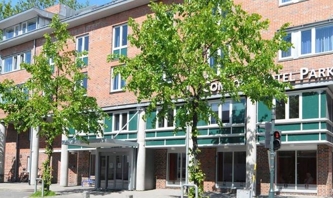 Comfort Hotel Park Exterior