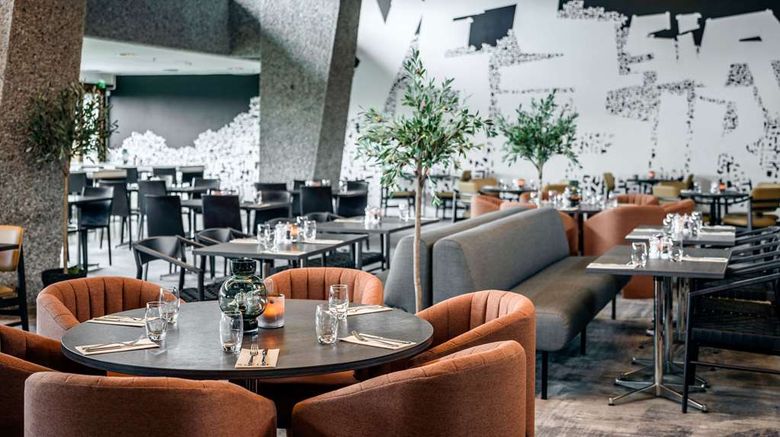 <b>Quality Hotel 33 Restaurant</b>. Images powered by <a href="https://iceportal.shijigroup.com/" title="IcePortal" target="_blank">IcePortal</a>.