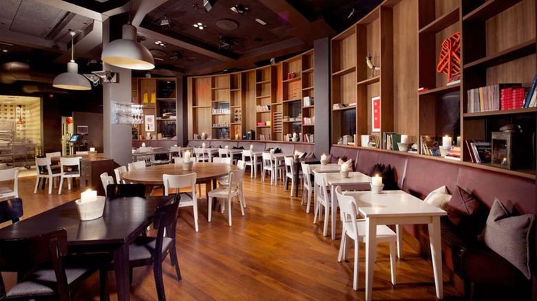 <b>Home Hotel Folketeateret Restaurant</b>. Images powered by <a href="https://iceportal.shijigroup.com/" title="IcePortal" target="_blank">IcePortal</a>.