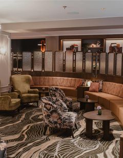 Home Hotel Folketeateret