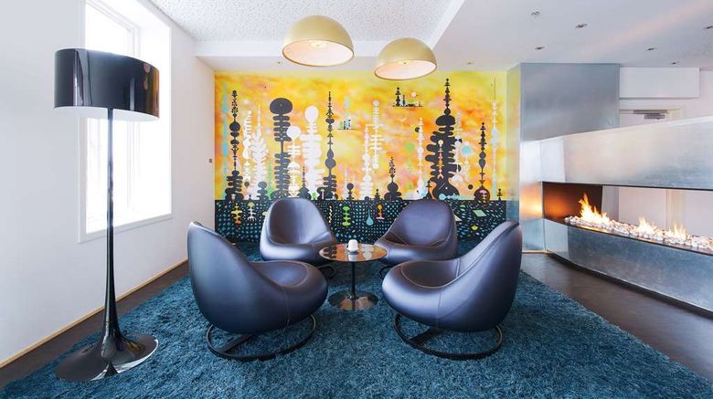 <b>Quality Hotel Waterfront Aalesund Lobby</b>. Images powered by <a href="https://iceportal.shijigroup.com/" title="IcePortal" target="_blank">IcePortal</a>.