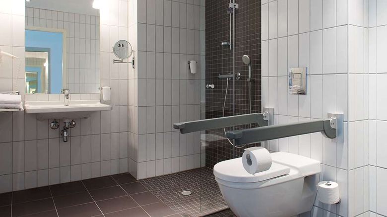 <b>Quality Hotel Waterfront Aalesund Room</b>. Images powered by <a href="https://iceportal.shijigroup.com/" title="IcePortal" target="_blank">IcePortal</a>.