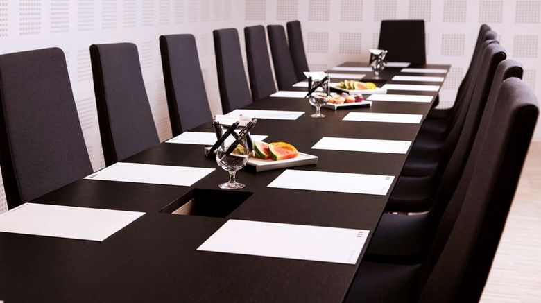 <b>Quality Hotel Waterfront Aalesund Meeting</b>. Images powered by <a href="https://iceportal.shijigroup.com/" title="IcePortal" target="_blank">IcePortal</a>.