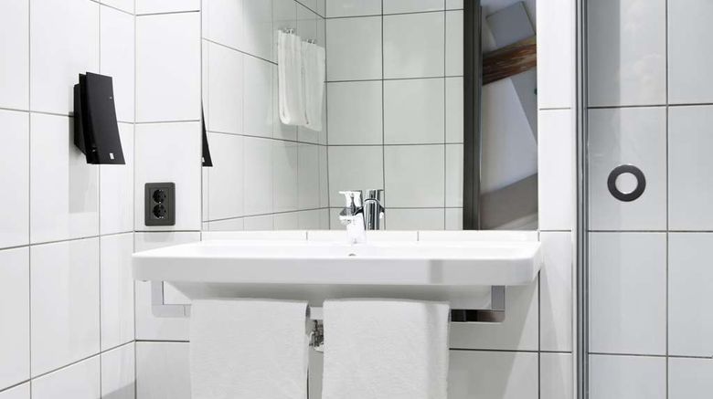 <b>Comfort Hotel Xpress Central Station Room</b>. Images powered by <a href="https://iceportal.shijigroup.com/" title="IcePortal" target="_blank">IcePortal</a>.