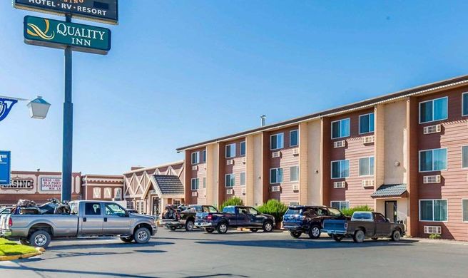 Quality Inn Winnemucca - Model T Casino Exterior