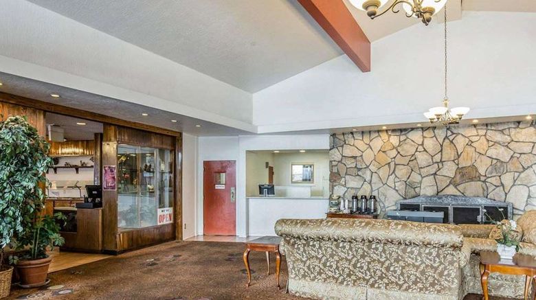 <b>Econo Lodge near Reno-Sparks Convention Lobby</b>. Images powered by <a href="https://iceportal.shijigroup.com/" title="IcePortal" target="_blank">IcePortal</a>.