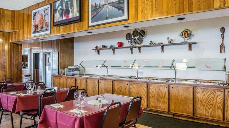 <b>Econo Lodge near Reno-Sparks Convention Restaurant</b>. Images powered by <a href="https://iceportal.shijigroup.com/" title="IcePortal" target="_blank">IcePortal</a>.