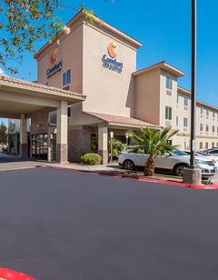Comfort Inn & Suites Las Vegas Nellis