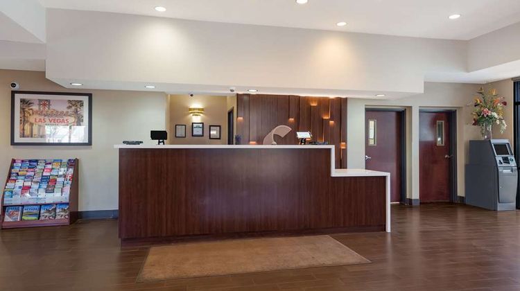 Comfort Inn & Suites Las Vegas Nellis Lobby