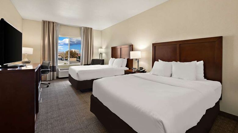 <b>Comfort Inn & Suites Airport Room</b>. Images powered by <a href="https://iceportal.shijigroup.com/" title="IcePortal" target="_blank">IcePortal</a>.