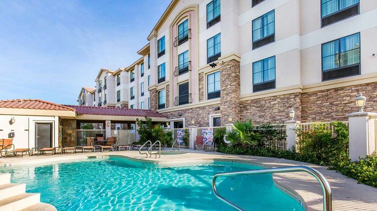 Comfort Inn & Suites Henderson Pool