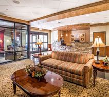 Comfort Inn & Suites Henderson Lobby