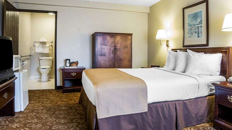 Quality Inn & Suites Minden Room