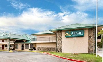 Quality Inn & Suites Minden