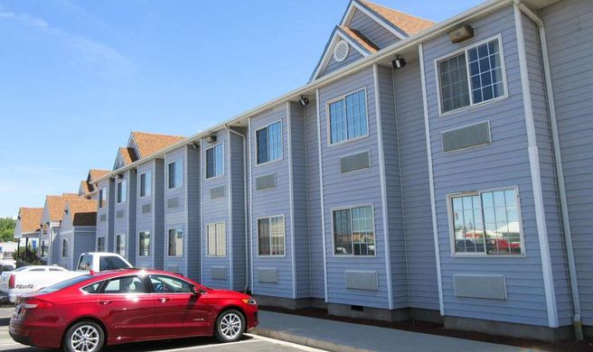 Quality Inn & Suites Fallon Exterior