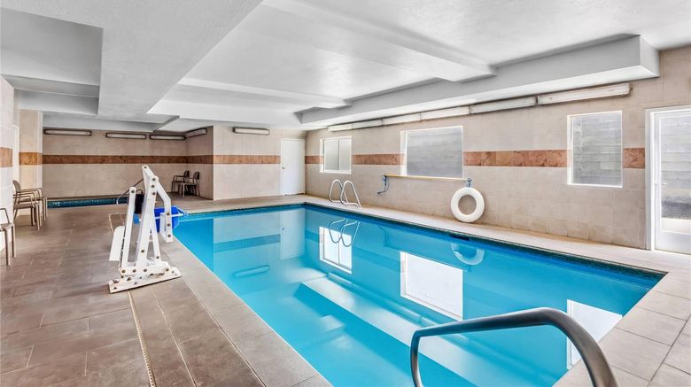 <b>Comfort Inn Elko Pool</b>. Images powered by <a href="https://iceportal.shijigroup.com/" title="IcePortal" target="_blank">IcePortal</a>.