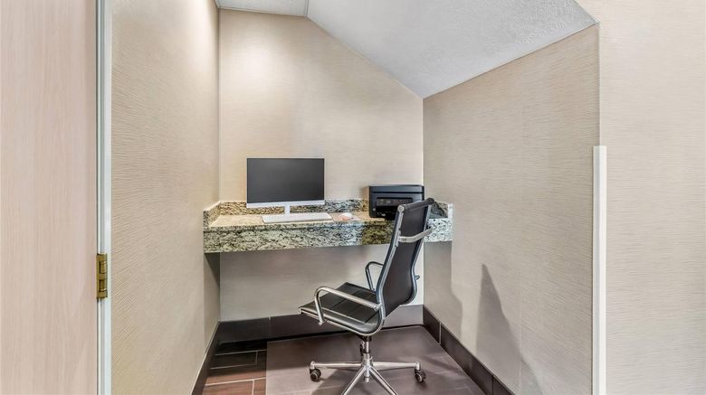 <b>Comfort Inn Elko Other</b>. Images powered by <a href="https://iceportal.shijigroup.com/" title="IcePortal" target="_blank">IcePortal</a>.