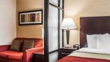 <b>Quality Inn Room</b>. Images powered by <a href="https://iceportal.shijigroup.com/" title="IcePortal" target="_blank">IcePortal</a>.