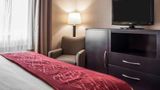 <b>Quality Inn Room</b>. Images powered by <a href="https://iceportal.shijigroup.com/" title="IcePortal" target="_blank">IcePortal</a>.