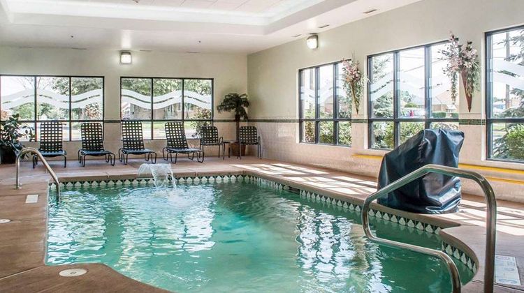 Quality Inn near Walden Galleria Mall Pool