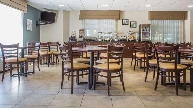 <b>Sleep Inn Amherst Restaurant</b>. Images powered by <a href="https://iceportal.shijigroup.com/" title="IcePortal" target="_blank">IcePortal</a>.