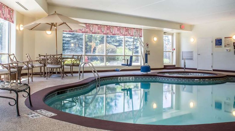 <b>Sleep Inn Amherst Pool</b>. Images powered by <a href="https://iceportal.shijigroup.com/" title="IcePortal" target="_blank">IcePortal</a>.