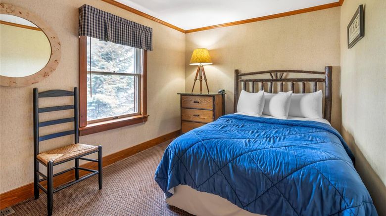 <b>The Inn at Grand View, an Ascend Hotel Suite</b>. Images powered by <a href="https://iceportal.shijigroup.com/" title="IcePortal" target="_blank">IcePortal</a>.