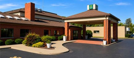 Quality Inn Exterior
