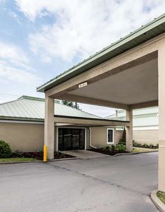 Clarion Inn & Suites Cortland