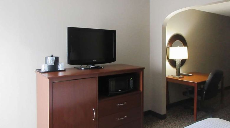 <b>Clarion Inn & Suites Cortland Room</b>. Images powered by <a href="https://iceportal.shijigroup.com/" title="IcePortal" target="_blank">IcePortal</a>.