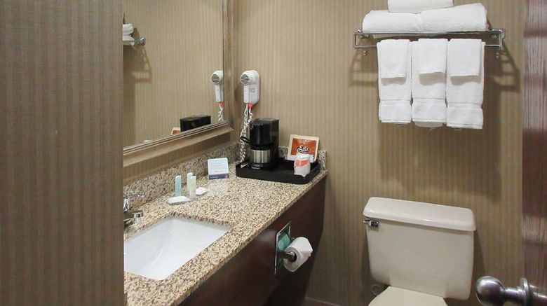 <b>Clarion Inn & Suites Cortland Room</b>. Images powered by <a href="https://iceportal.shijigroup.com/" title="IcePortal" target="_blank">IcePortal</a>.