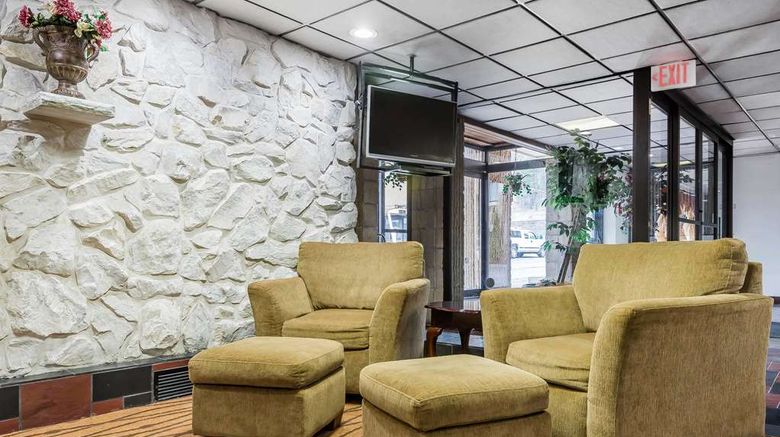 <b>Quality Inn & Suites Binghamton Lobby</b>. Images powered by <a href="https://iceportal.shijigroup.com/" title="IcePortal" target="_blank">IcePortal</a>.
