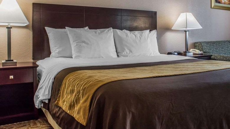 <b>Quality Inn Lockport Room</b>. Images powered by <a href="https://iceportal.shijigroup.com/" title="IcePortal" target="_blank">IcePortal</a>.