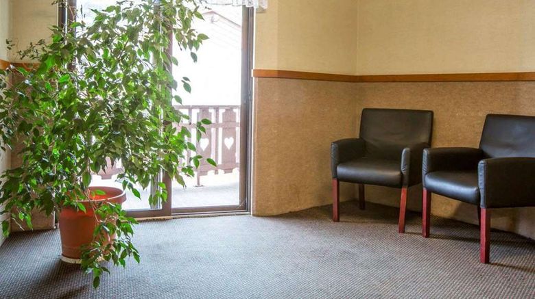 <b>Rodeway Inn Lake Placid Lobby</b>. Images powered by <a href="https://iceportal.shijigroup.com/" title="IcePortal" target="_blank">IcePortal</a>.