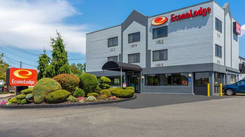 <b>Econo Lodge Hicksville Exterior</b>. Images powered by <a href="https://iceportal.shijigroup.com/" title="IcePortal" target="_blank">IcePortal</a>.