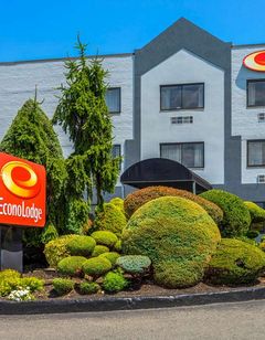 Econo Lodge Hicksville